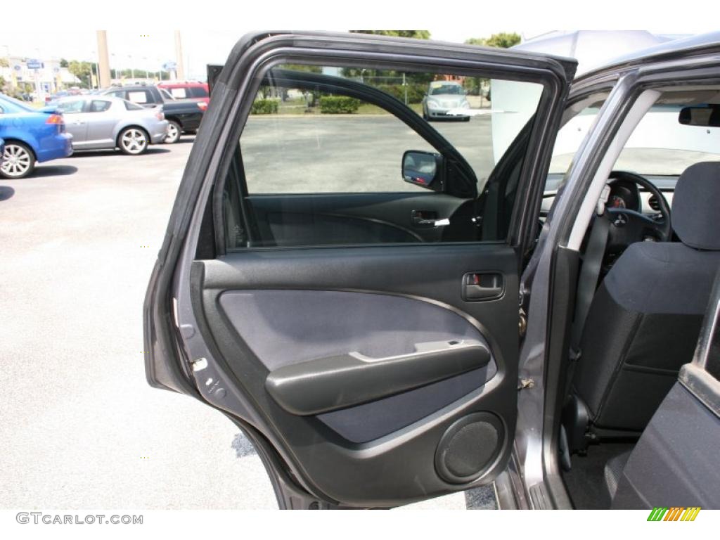 2005 Outlander LS - Graphite Gray / Charcoal photo #23