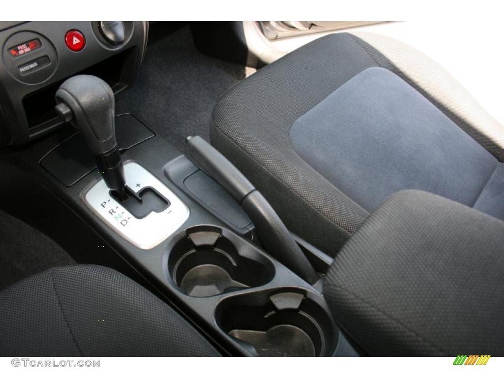 2005 Outlander LS - Graphite Gray / Charcoal photo #39