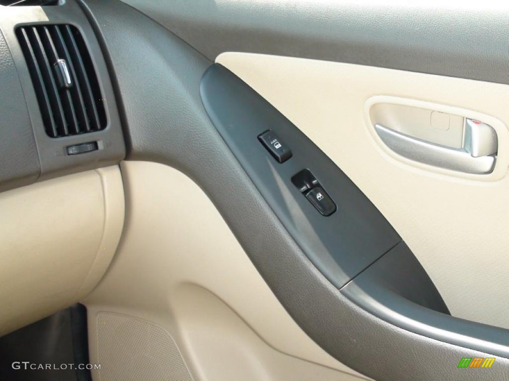 2009 Elantra GLS Sedan - Laguna Sand / Beige photo #26