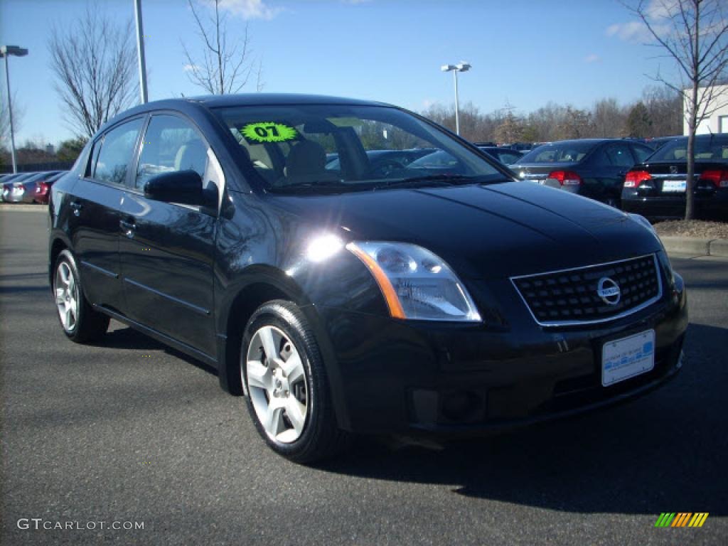 2007 Sentra 2.0 S - Super Black / Beige photo #1