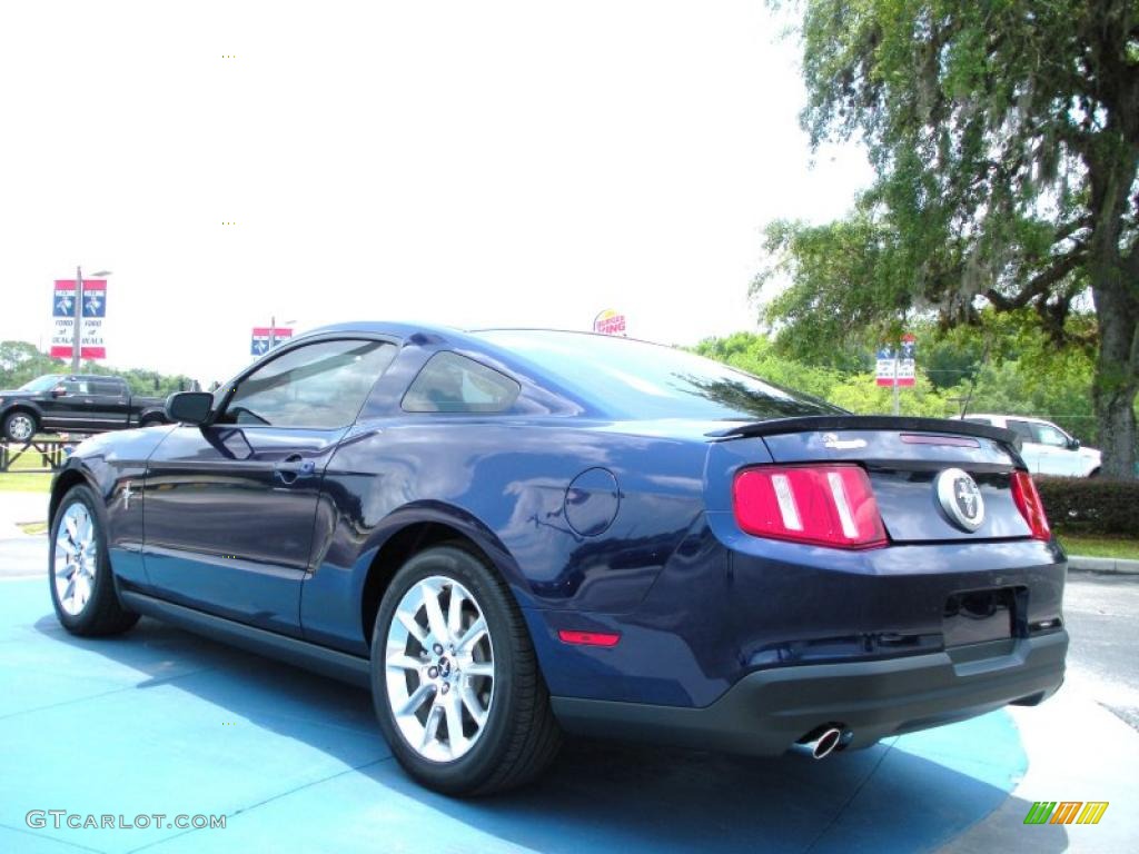 2010 Mustang V6 Premium Coupe - Kona Blue Metallic / Charcoal Black photo #3