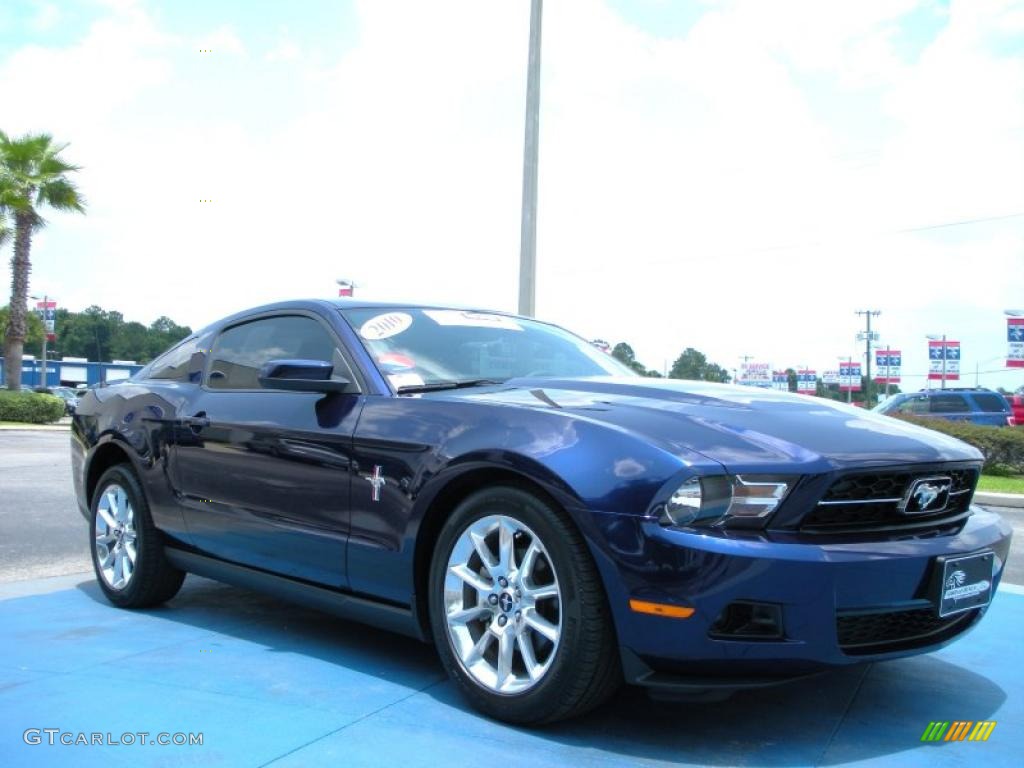 2010 Mustang V6 Premium Coupe - Kona Blue Metallic / Charcoal Black photo #7