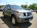 2007 Storm Gray Nissan Pathfinder SE 4x4  photo #13