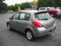 Magnetic Gray - Versa 1.8 SL Hatchback Photo No. 4