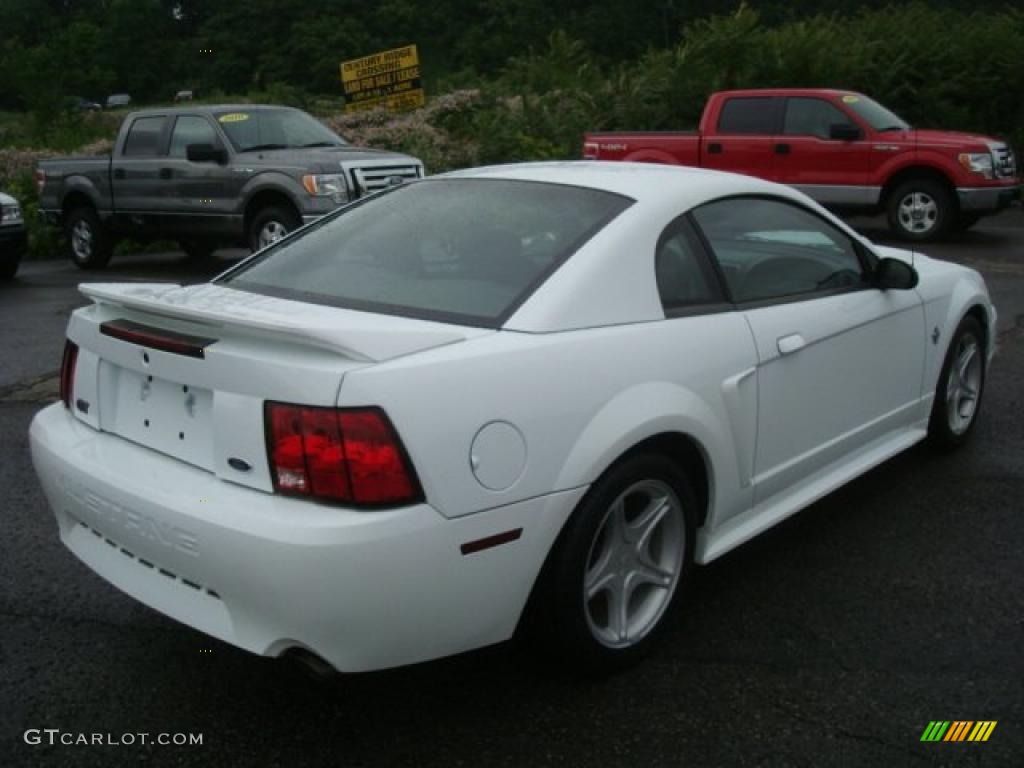 1999 Mustang GT Coupe - Crystal White / Dark Charcoal photo #3