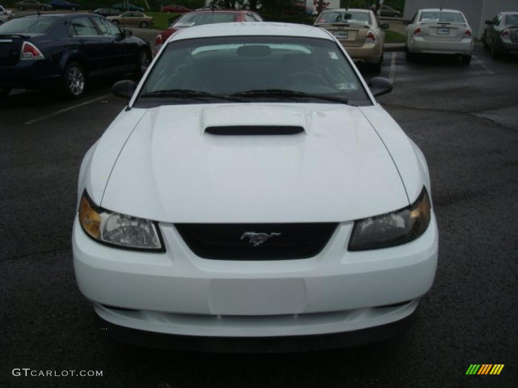 1999 Mustang GT Coupe - Crystal White / Dark Charcoal photo #11