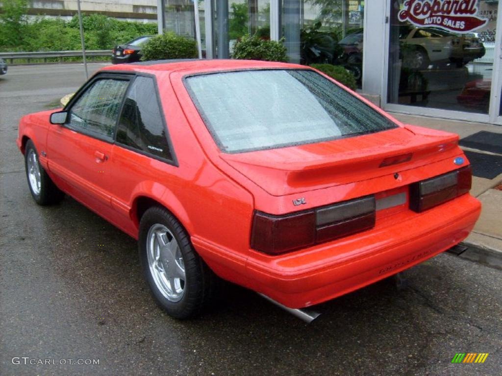 1988 Mustang LX 5.0 Fastback - Bright Red / Gray photo #3