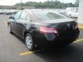 Black - Camry LE Photo No. 5