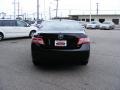 Black - Camry LE Photo No. 4