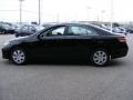 Black - Camry LE Photo No. 6