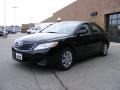 Black - Camry LE Photo No. 7