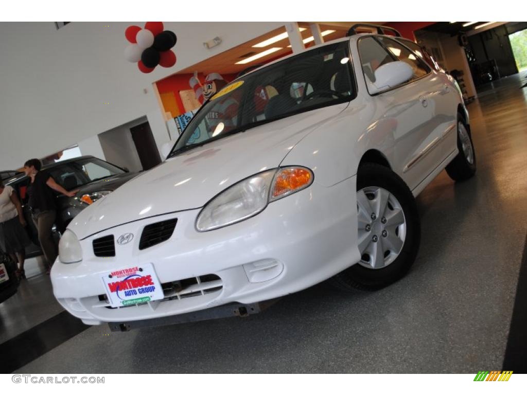 2000 Elantra GLS Wagon - Noble White / Gray photo #2