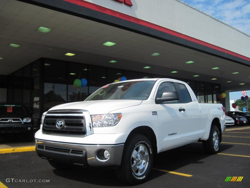 2010 Tundra TRD Double Cab - Super White / Sand Beige photo #1