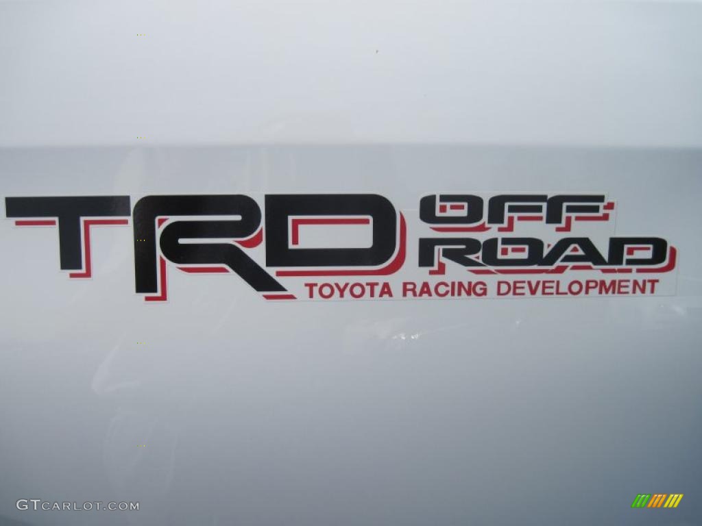 2010 Tundra TRD Double Cab - Super White / Graphite Gray photo #9
