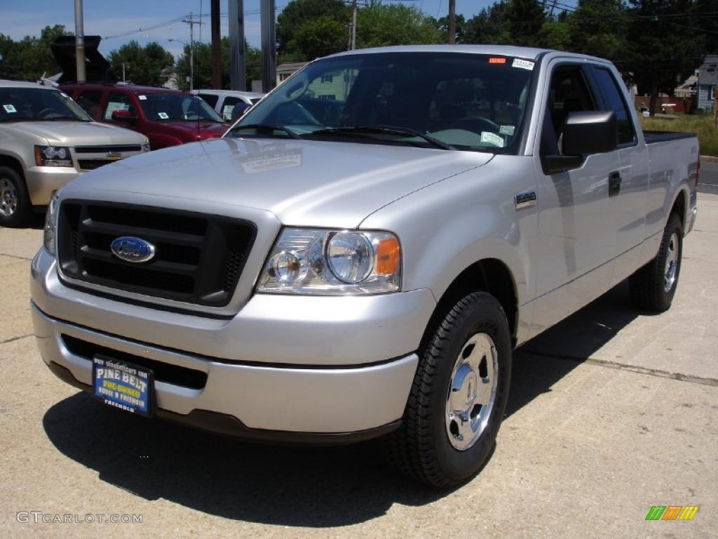 2006 F150 STX SuperCab - Silver Metallic / Medium/Dark Flint photo #1