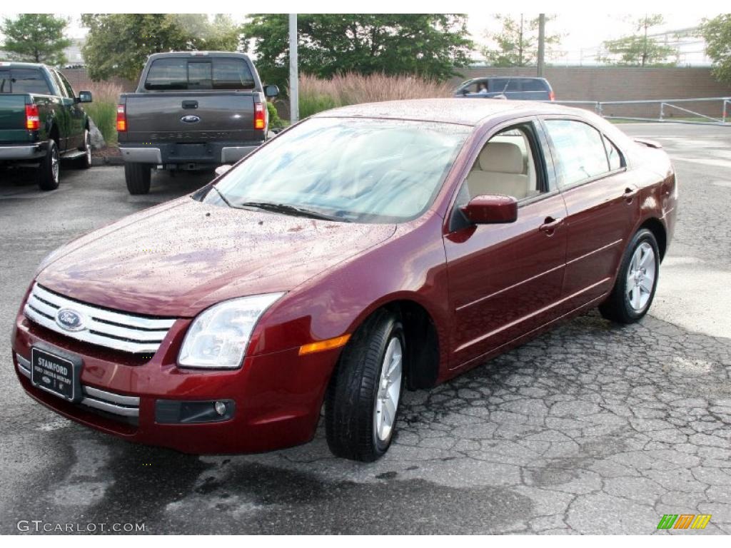 2007 Fusion SE V6 AWD - Merlot Metallic / Camel photo #1