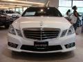 Arctic White - E 350 4Matic Wagon Photo No. 2