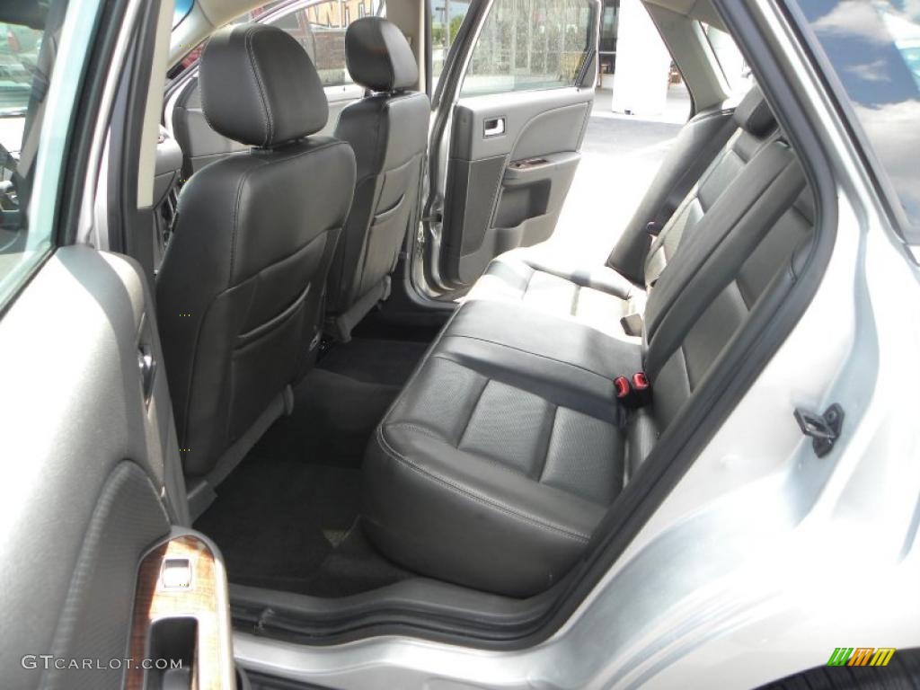 2009 Taurus Limited - Brilliant Silver Metallic / Black photo #9