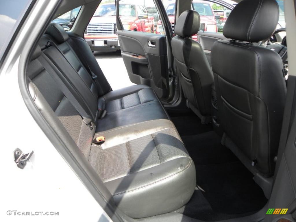 2009 Taurus Limited - Brilliant Silver Metallic / Black photo #10