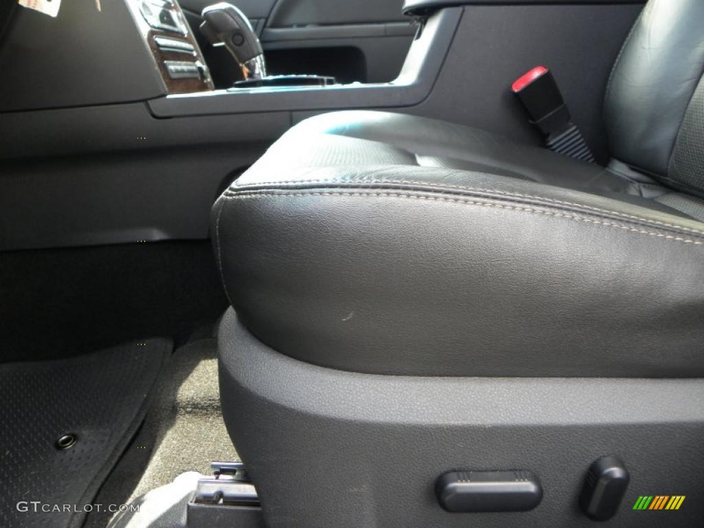 2009 Taurus Limited - Brilliant Silver Metallic / Black photo #15