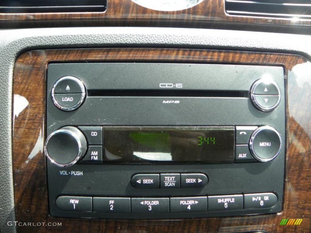 2009 Taurus Limited - Brilliant Silver Metallic / Black photo #18