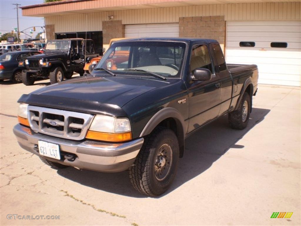 1998 Ranger XLT Extended Cab 4x4 - Deep Emerald Green Metallic / Medium Prairie Tan photo #2