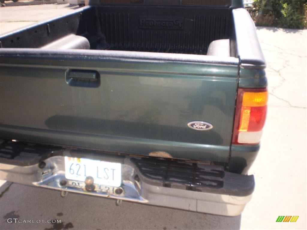 1998 Ranger XLT Extended Cab 4x4 - Deep Emerald Green Metallic / Medium Prairie Tan photo #5