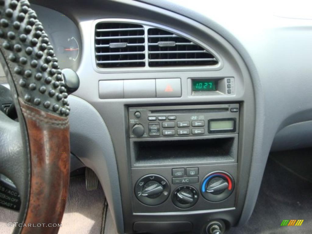 2002 Elantra GLS Sedan - Midnight Gray / Gray photo #13