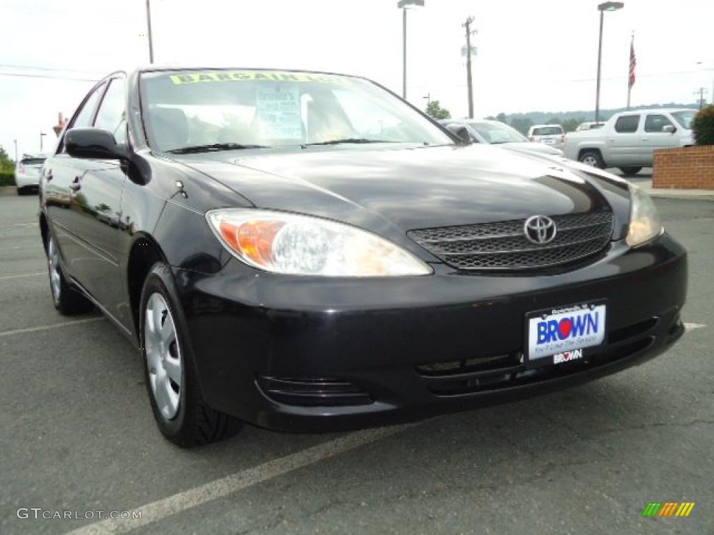 2002 Camry LE - Black / Stone photo #1