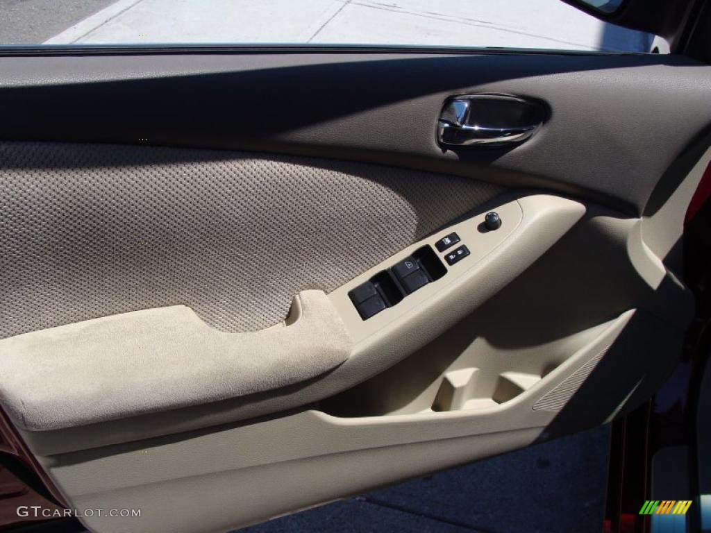 2007 Altima 2.5 S - Sonoma Sunset Metallic / Blond photo #17