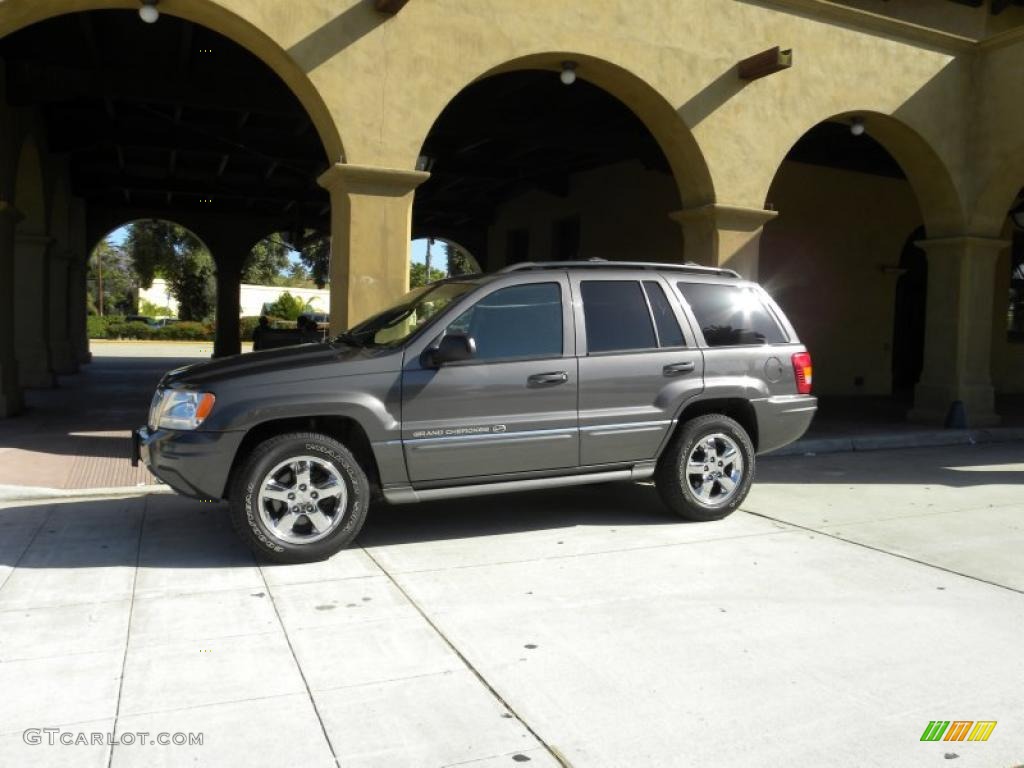 Graphite Metallic Jeep Grand Cherokee