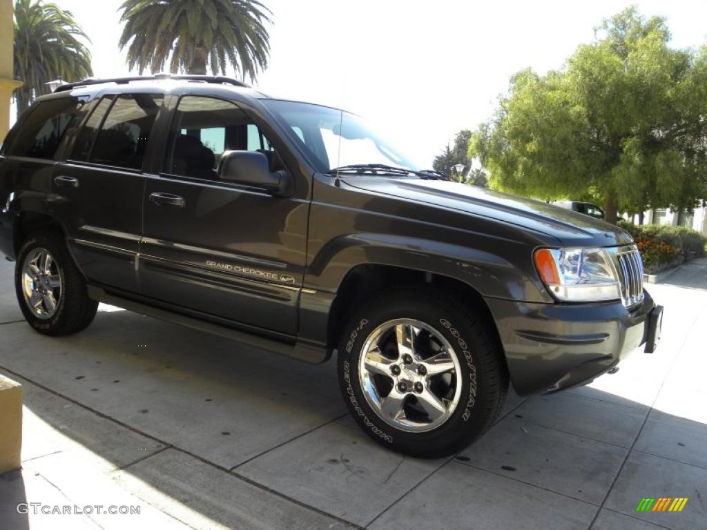 2004 Grand Cherokee Overland 4x4 - Graphite Metallic / Dark Slate Gray photo #8