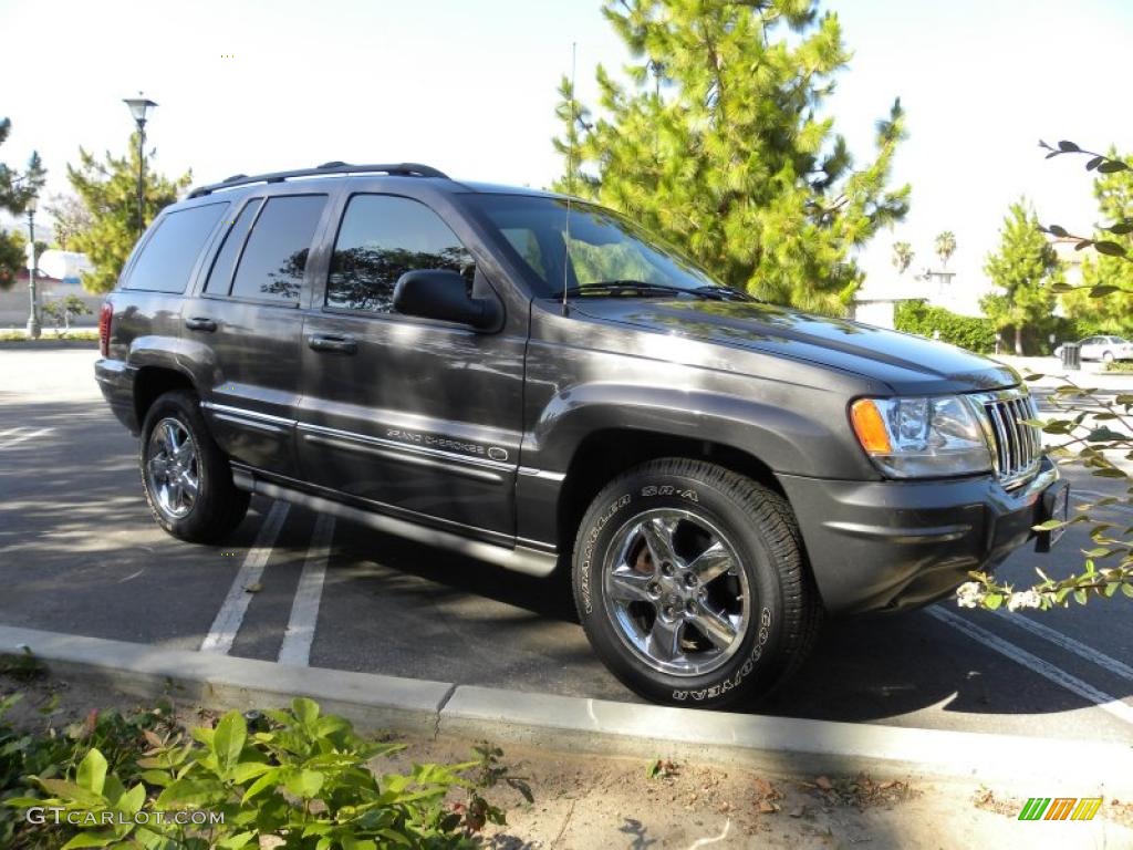 2004 Grand Cherokee Overland 4x4 - Graphite Metallic / Dark Slate Gray photo #15