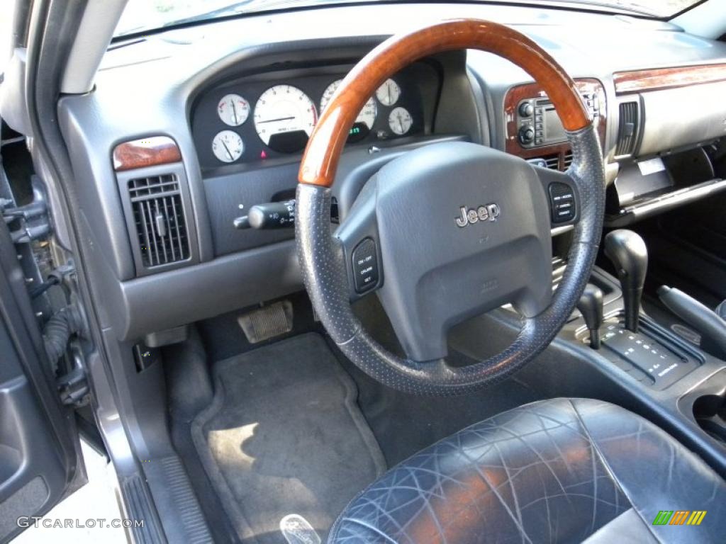 2004 Grand Cherokee Overland 4x4 - Graphite Metallic / Dark Slate Gray photo #19