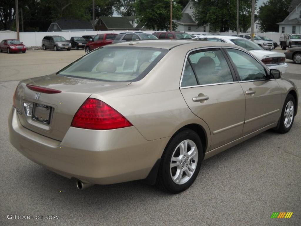 2006 Accord EX Sedan - Desert Mist Metallic / Ivory photo #7