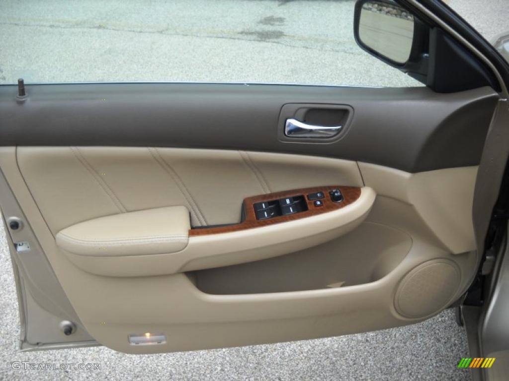 2006 Accord EX Sedan - Desert Mist Metallic / Ivory photo #11