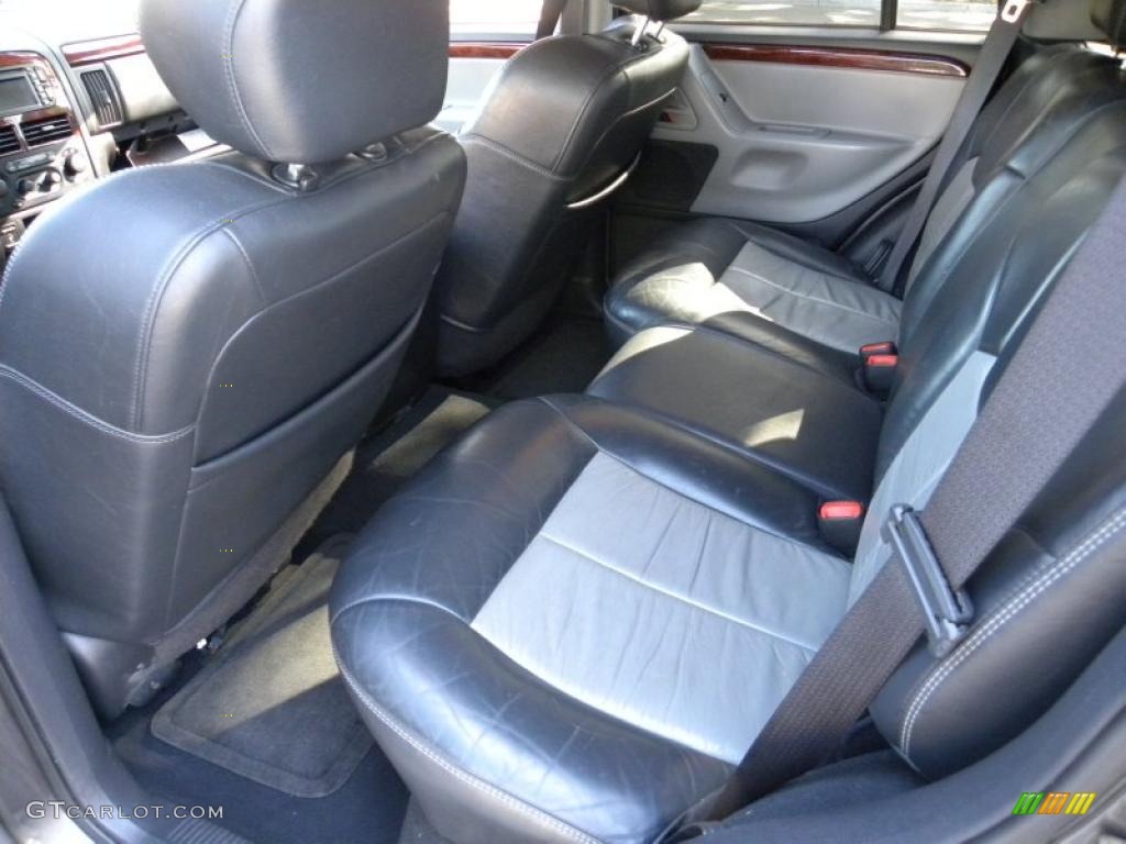 2004 Grand Cherokee Overland 4x4 - Graphite Metallic / Dark Slate Gray photo #27