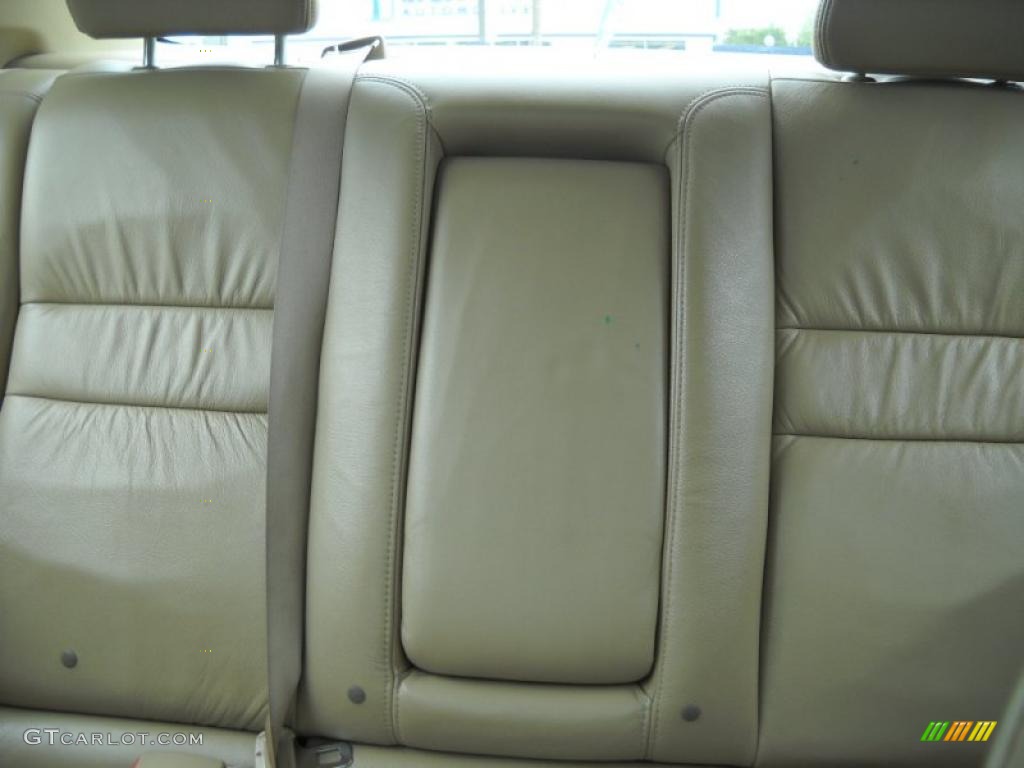 2006 Accord EX Sedan - Desert Mist Metallic / Ivory photo #25