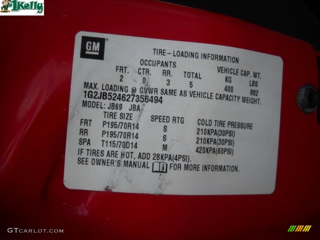 2002 Sunfire SE Sedan - Bright Red / Graphite photo #10
