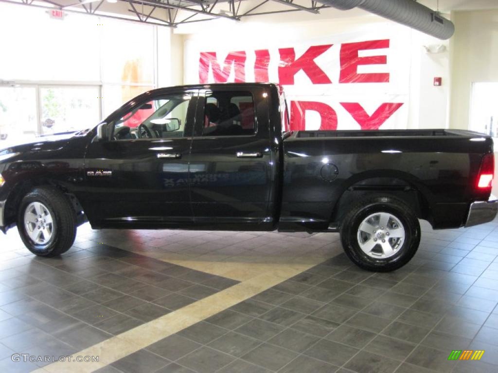 2010 Ram 1500 SLT Quad Cab - Brilliant Black Crystal Pearl / Dark Slate/Medium Graystone photo #10