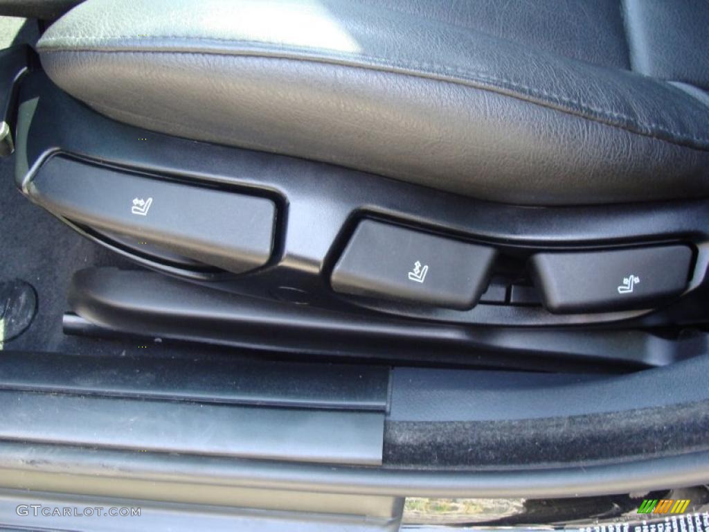 2004 3 Series 325xi Sedan - Jet Black / Black photo #18