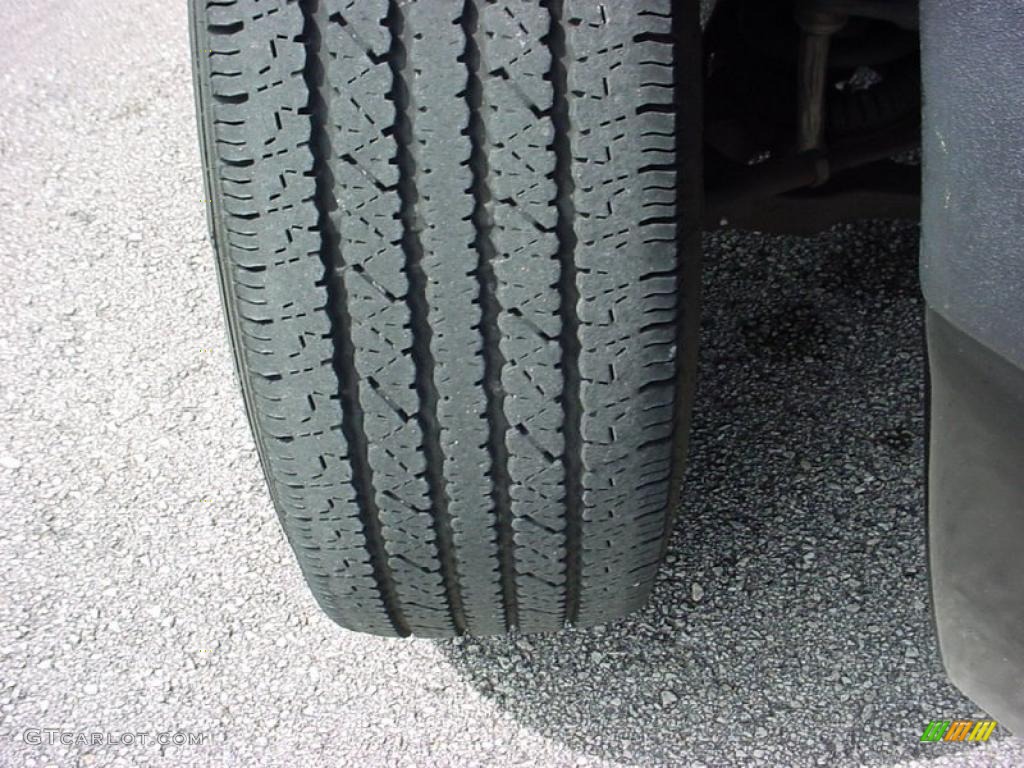 2008 Express 2500 Cargo Van - Summit White / Medium Pewter photo #25