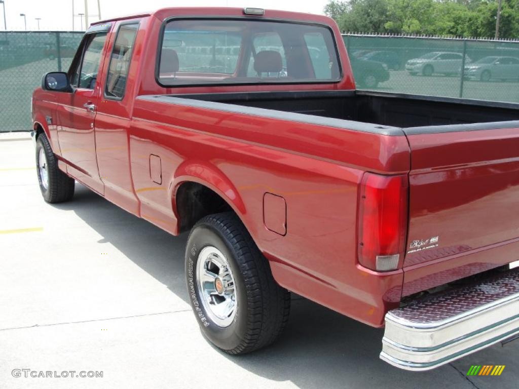 1992 F150 S Extended Cab - Electric Current Red Pearl / Red photo #5