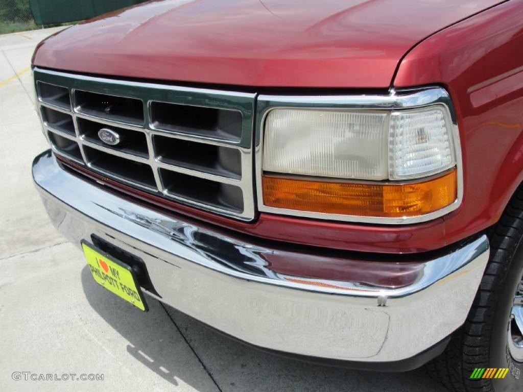 1992 F150 S Extended Cab - Electric Current Red Pearl / Red photo #11