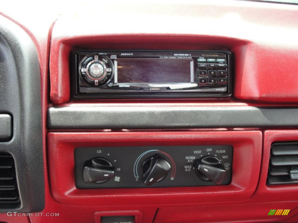 1992 F150 S Extended Cab - Electric Current Red Pearl / Red photo #27