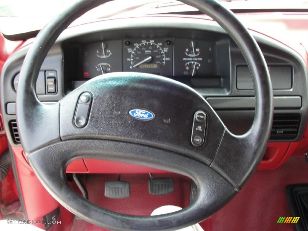 1992 F150 S Extended Cab - Electric Current Red Pearl / Red photo #31