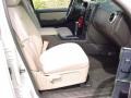 2008 White Suede Ford Explorer XLT  photo #21