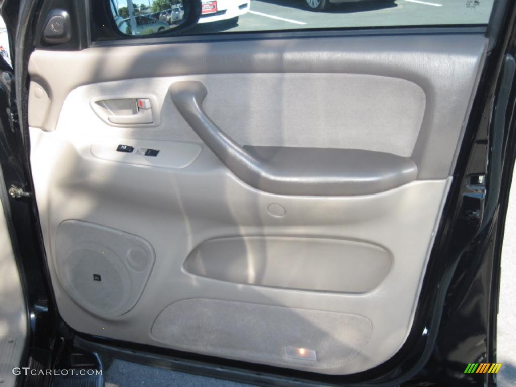 2006 Sequoia SR5 4WD - Black / Taupe photo #8