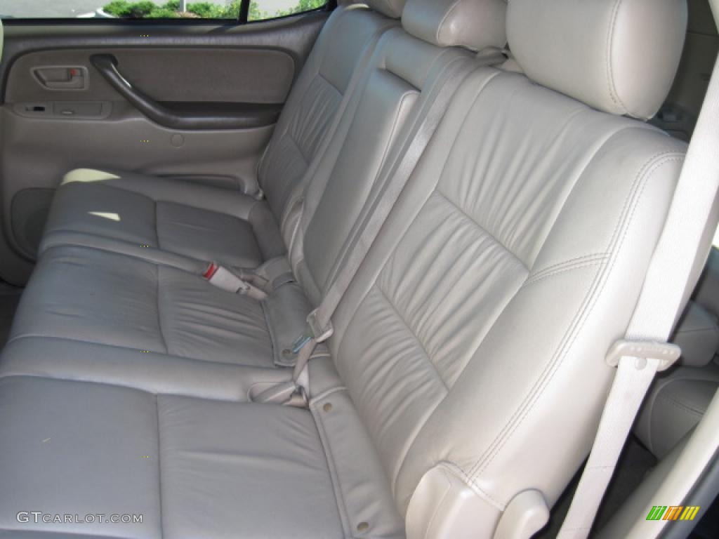 2006 Sequoia SR5 4WD - Black / Taupe photo #13