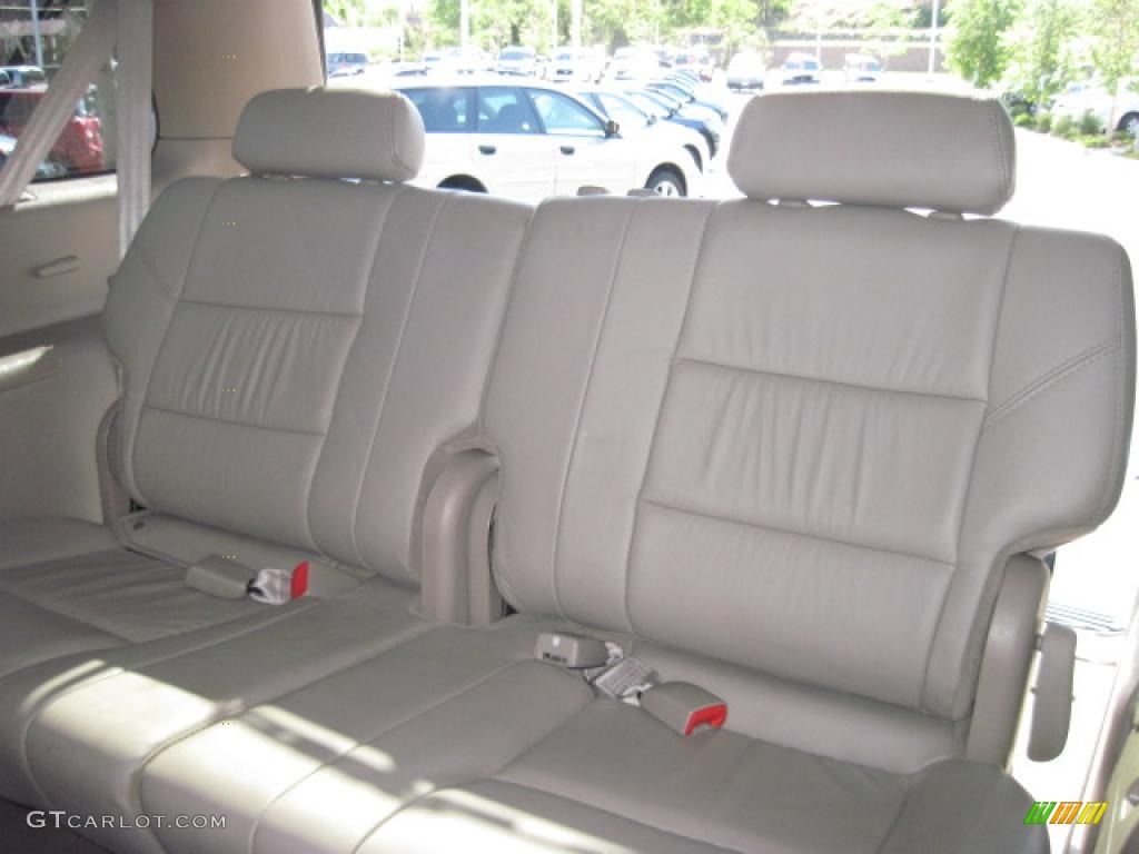 2006 Sequoia SR5 4WD - Black / Taupe photo #30